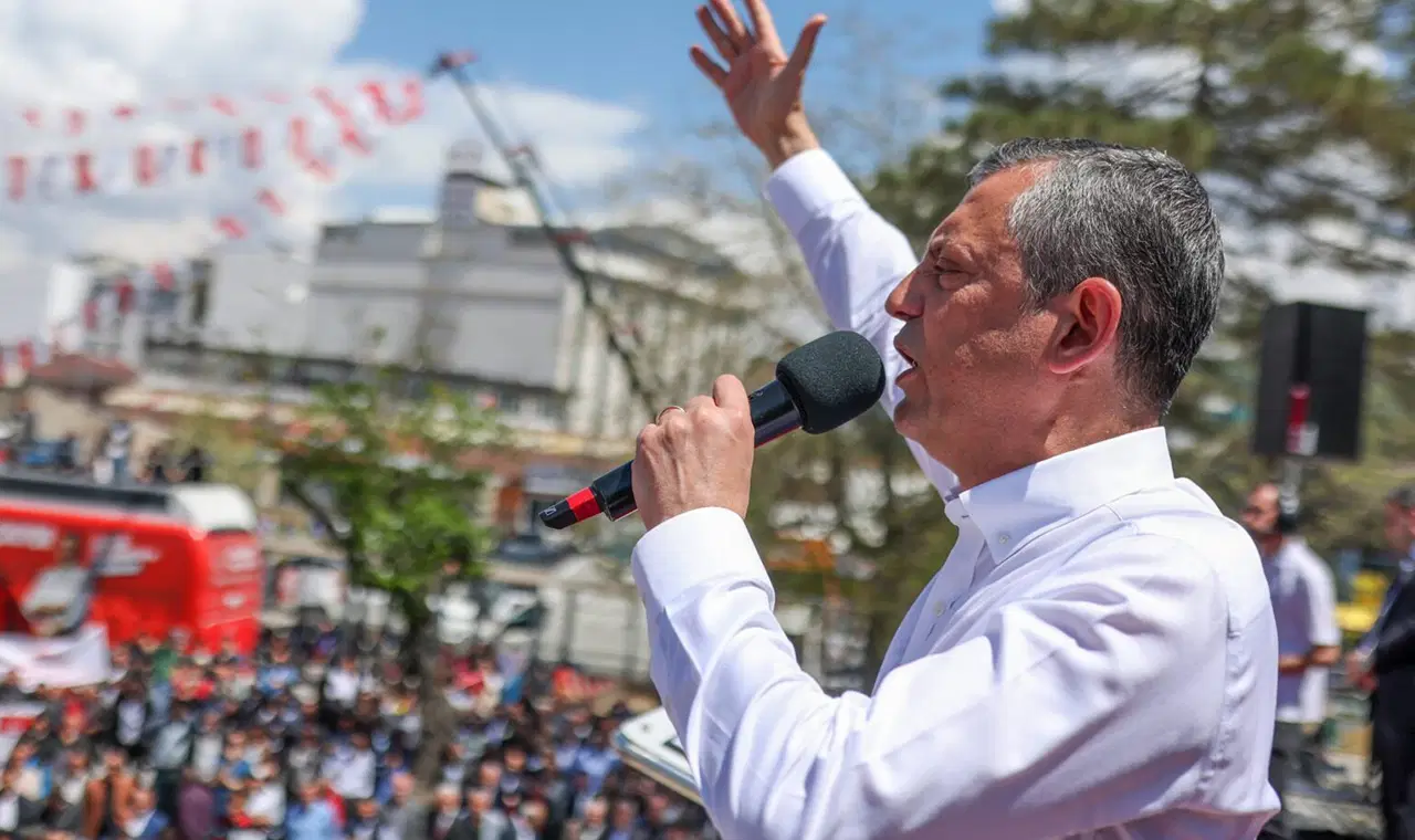 CHP’den Afyonkarahisar’da tarihi miting… Özgür Özel’den ‘Osman Gökçek’ tepkisi! ‘İkinci dalga’ iddiasına değindi: ‘Erdoğan’ı buradan uyarıyorum…’ – Son Dakika Siyaset Haberleri