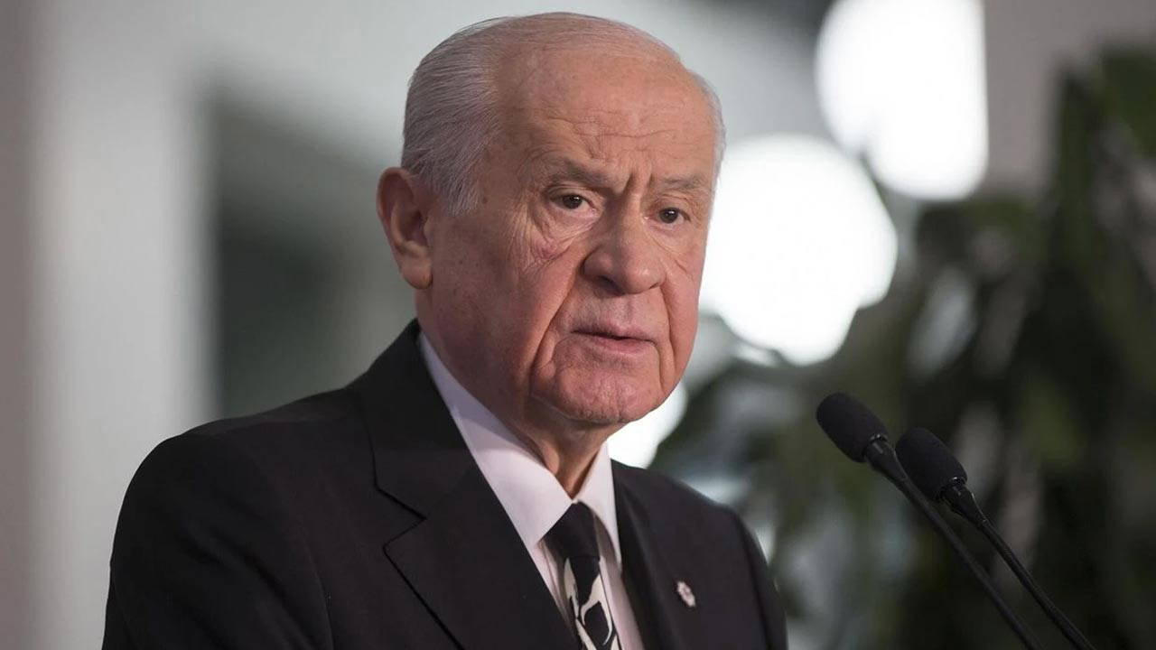 Bahçeli’den İzmir’deki saldırıya ilişkin açıklama: ‘Türkiye’miz üzerinde oynanan oyunlardan bağımsız düşünülemez’ – Son Dakika Siyaset Haberleri