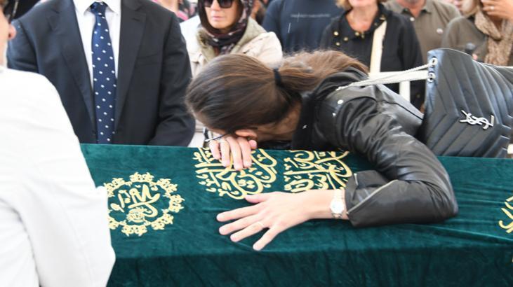 İş insanı Halit Yukay’a veda! Kıvanç Tatlıtuğ gözyaşlarını tutamadı