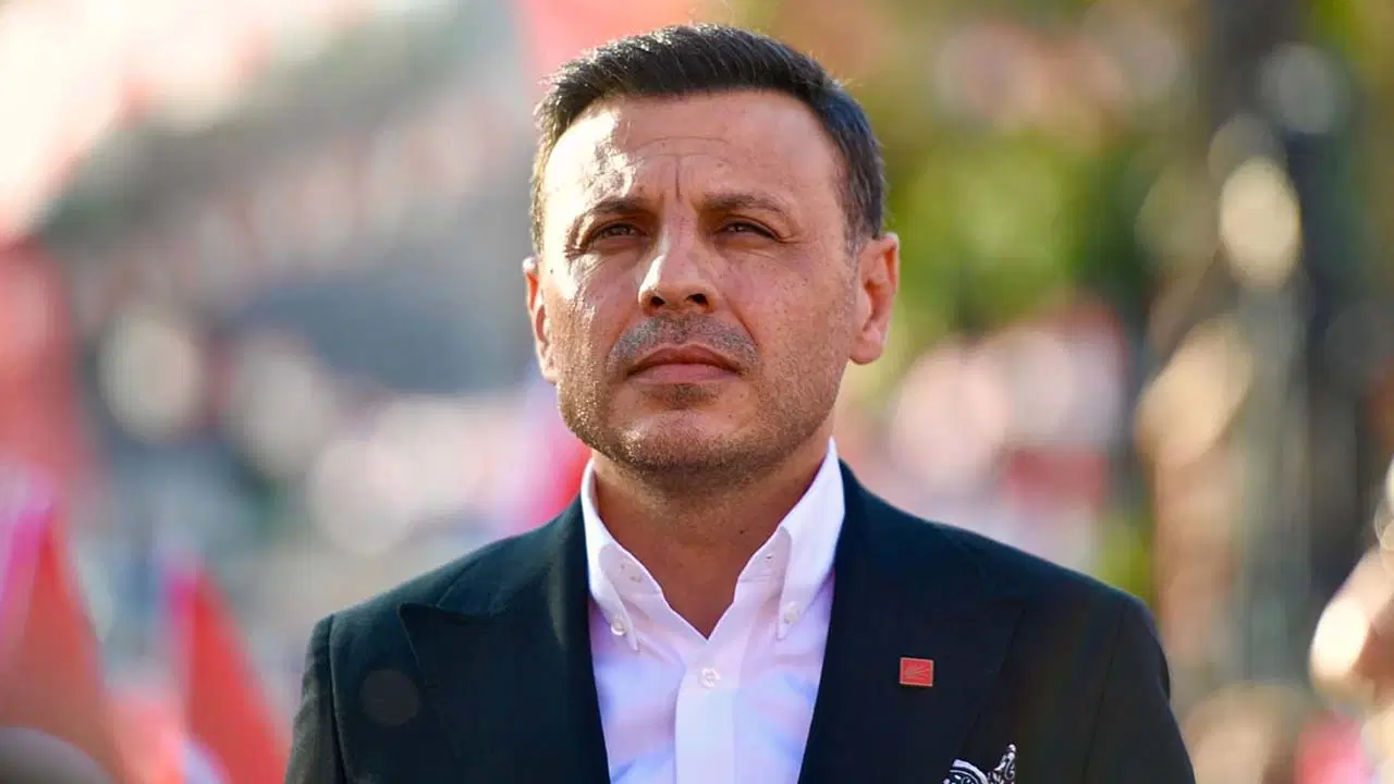 Özgür Çelik, Kadıköy’den seslendi: ‘Büyük bir eylem gerçekleştireceğiz’ – Son Dakika Siyaset Haberleri Özgür Çelik, Kadıköy’den seslendi: ‘Büyük bir eylem gerçekleştireceğiz’ – Son Dakika Siyaset Haberleri