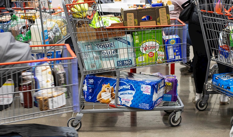 ABD ekonomisi güçlü tüketici sinyali veriyor ABD ekonomisi güçlü tüketici sinyali veriyor