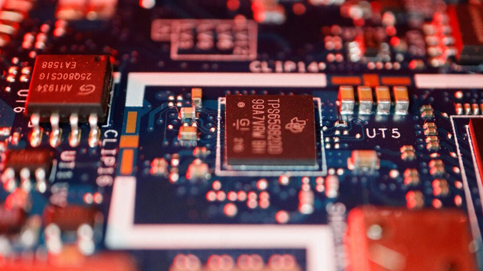 ABD, çip üreticilerine “1 ithale 1 yerli” kuralı getirmeye hazırlanıyor ABD, çip üreticilerine “1 ithale 1 yerli” kuralı getirmeye hazırlanıyor