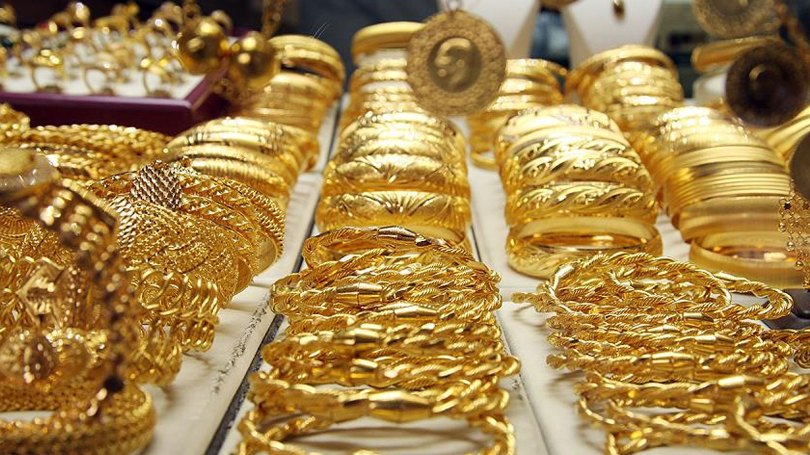 Altın yine rekor kırdı: Yeni dönem başlıyor Altın yine rekor kırdı: Yeni dönem başlıyor