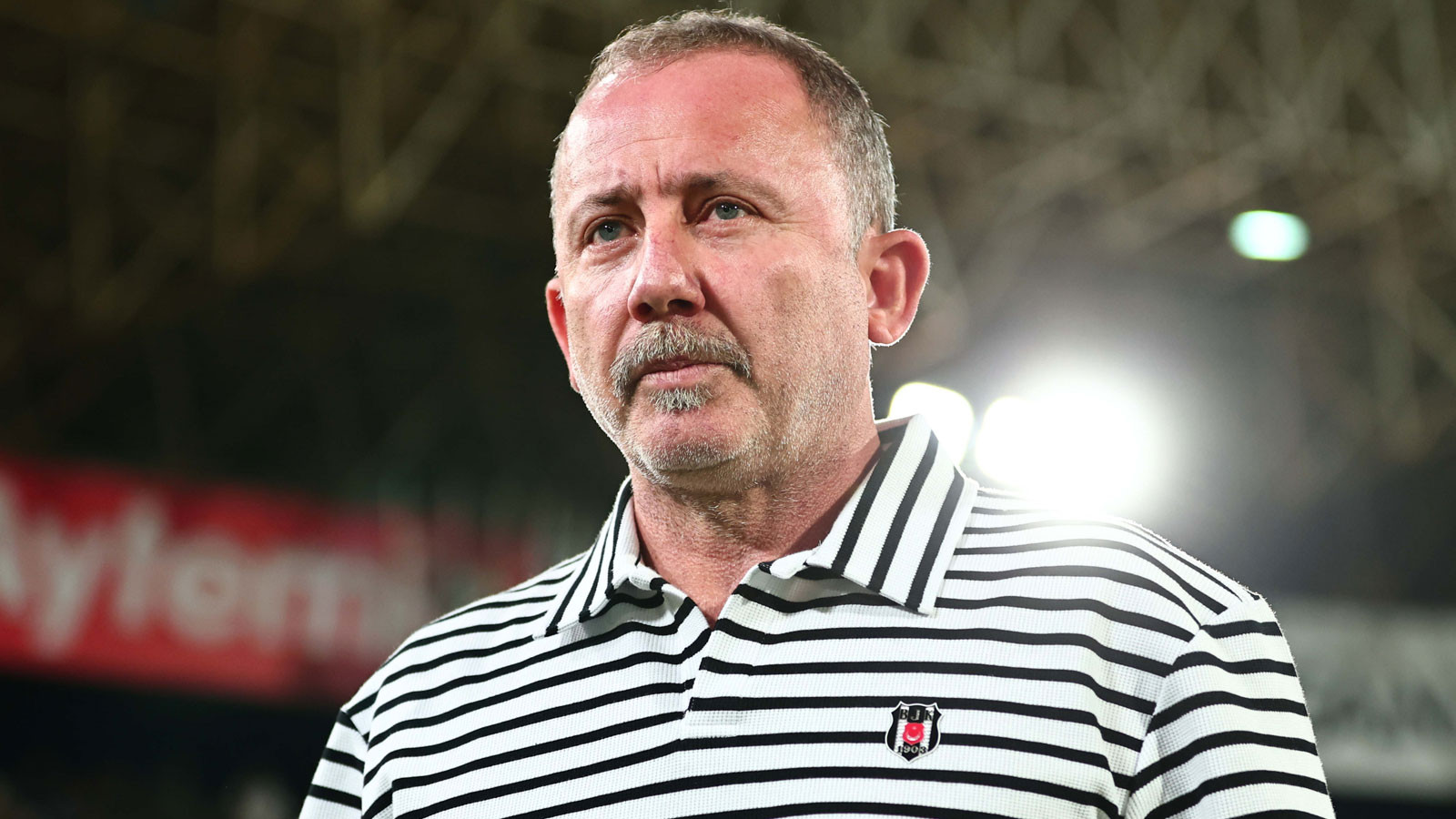 Beşiktaş’ta Sergen Yalçın dönemi mağlubiyetle başladı Beşiktaş’ta Sergen Yalçın dönemi mağlubiyetle başladı