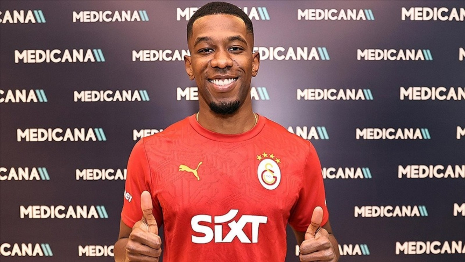 Galatasaray, Carlos Cuesta ile yolların ayrıldığını duyurdu 