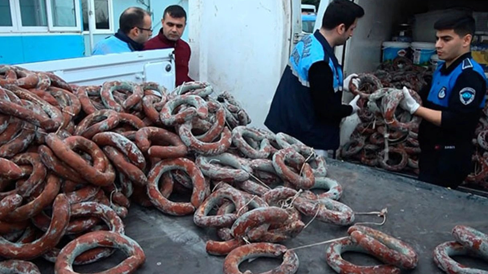 Gıda terörüne yeter mi? 730 bin işletmeye 1750 denetçi Gıda terörüne yeter mi? 730 bin işletmeye 1750 denetçi