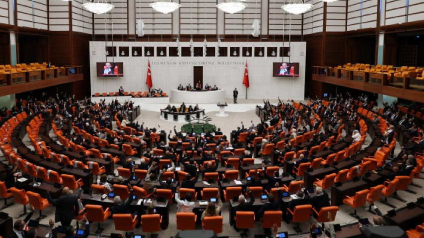 Meclis açılışına bir parti daha katılmıyor!