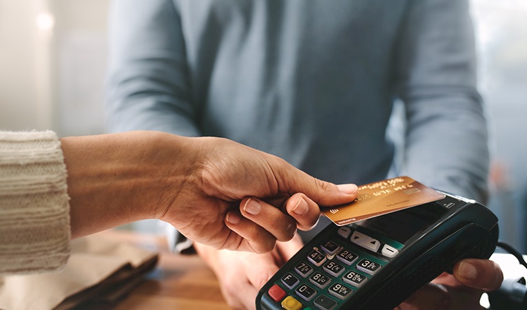 Kartlı ödemeler Eylül’de 2 trilyon lirayı aştı Kartlı ödemeler Eylül’de 2 trilyon lirayı aştı