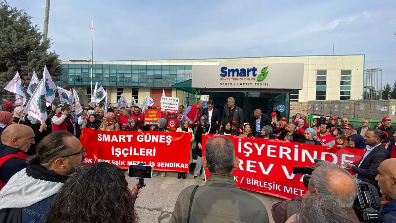 İşçilerin düşük zam isyanı: Smart Solar’da grev başladı – Son Dakika Siyaset Haberleri İşçilerin düşük zam isyanı: Smart Solar’da grev başladı – Son Dakika Siyaset Haberleri
