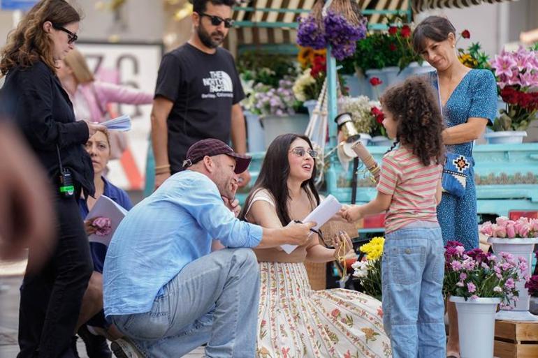 Kanal D çiçek açacak! Zeynep'in çiçekler arasında hayat mücadelesi Kanal D çiçek açacak! Zeynep'in çiçekler arasında hayat mücadelesi