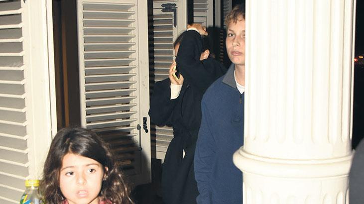 Oscar ödüllü Natalie Portman İstanbul’a geldi Oscar ödüllü Natalie Portman İstanbul’a geldi