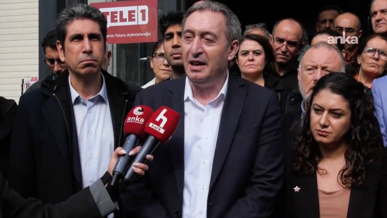 Bakırhan’dan kayyum atanan Tele 1’e ziyaret: Ne anlam ifade ettiğini çok iyi biliyoruz – Son Dakika Siyaset Haberleri Bakırhan’dan kayyum atanan Tele 1’e ziyaret: Ne anlam ifade ettiğini çok iyi biliyoruz – Son Dakika Siyaset Haberleri