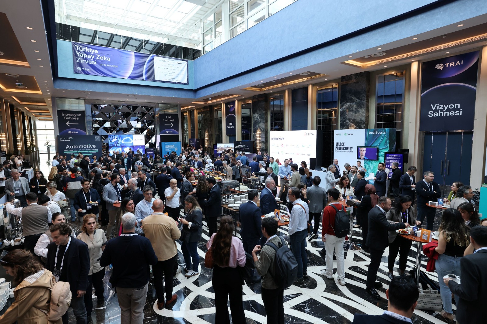 Geleceğin gücü yapay zeka: Türkiye Zirvesi’nde yeni fırsatlar tartışıldı Geleceğin gücü yapay zeka: Türkiye Zirvesi’nde yeni fırsatlar tartışıldı