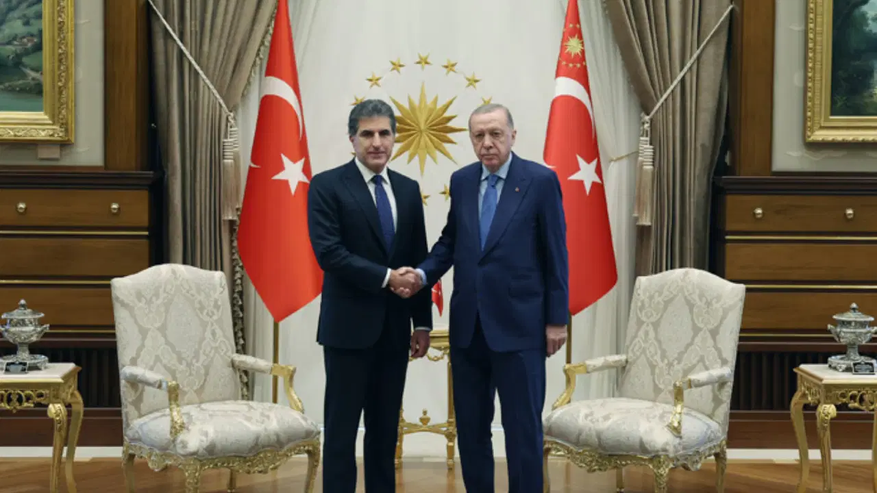 AKP’li Cumhurbaşkanı Erdoğan, IKBY Başkanı Neçirvan Barzani’yi kabul etti – Son Dakika Siyaset Haberleri AKP’li Cumhurbaşkanı Erdoğan, IKBY Başkanı Neçirvan Barzani’yi kabul etti – Son Dakika Siyaset Haberleri