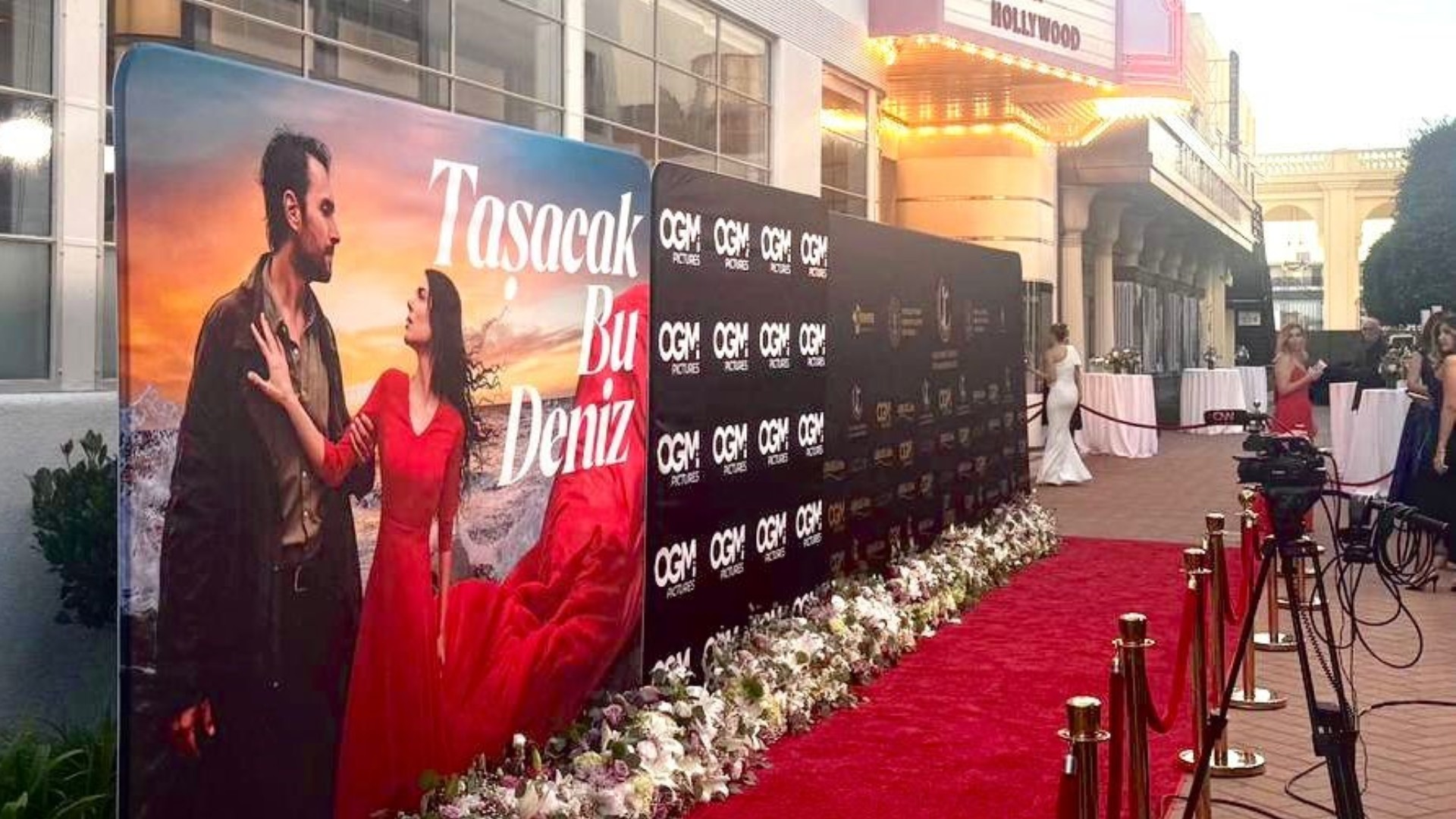 “Taşacak Bu Deniz” Hollywood Türk Film ve Drama Günleri’nde izleyiciyle buluştu! “Taşacak Bu Deniz” Hollywood Türk Film ve Drama Günleri’nde izleyiciyle buluştu!