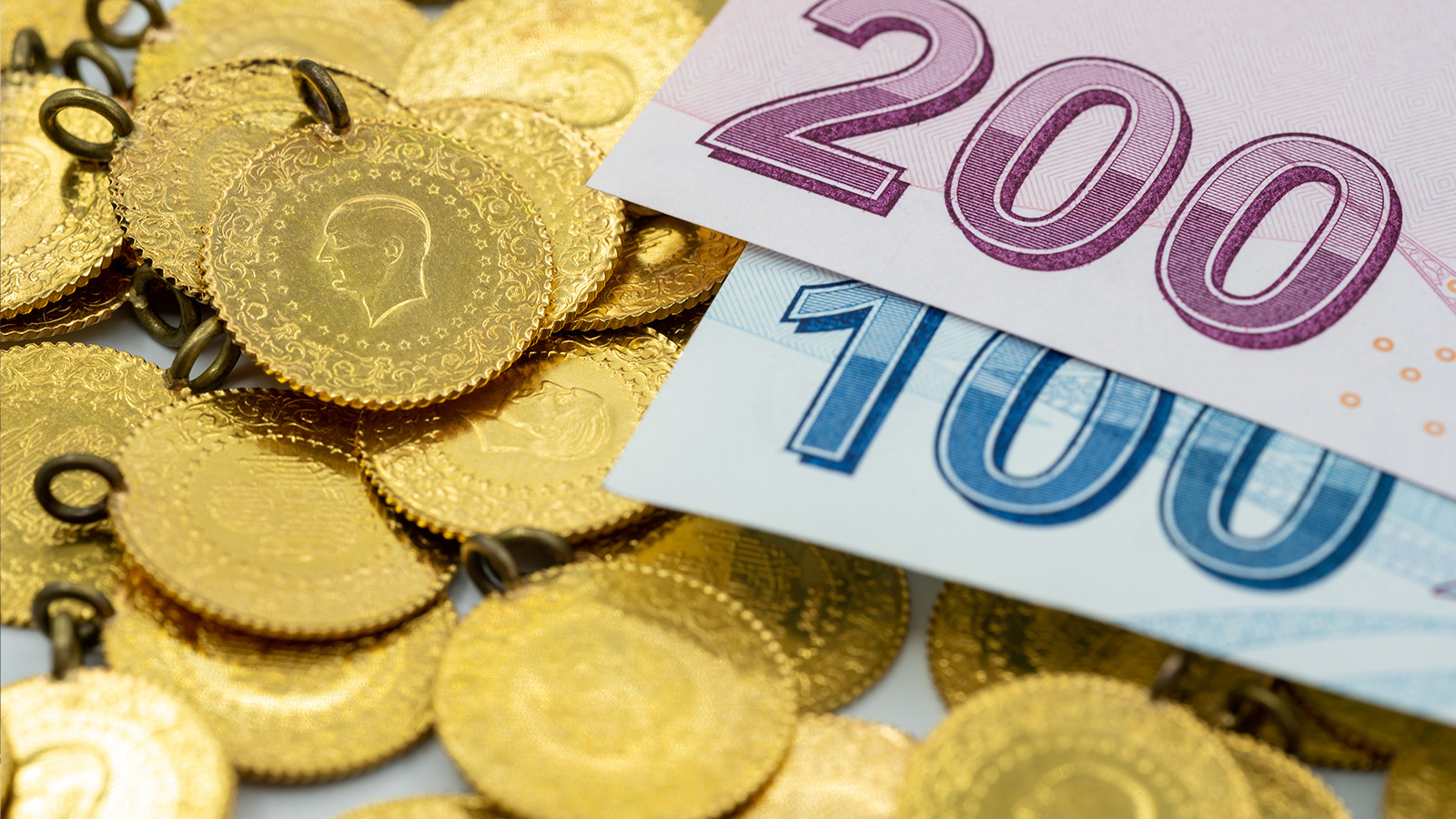 Altın fiyatları düşecek mi çıkacak mı? Altın fiyatlarında son durum… Altında son durum Altın fiyatları düşecek mi çıkacak mı? Altın fiyatlarında son durum… Altında son durum