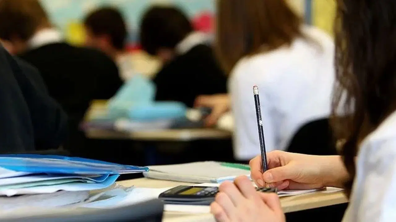 CHP’li Özçağdaş, okullara kadrolu okul sağlığı hemşiresi görevlendirilmesi için TBMM’ye kanun teklifi verdi – Son Dakika Siyaset Haberleri CHP’li Özçağdaş, okullara kadrolu okul sağlığı hemşiresi görevlendirilmesi için TBMM’ye kanun teklifi verdi – Son Dakika Siyaset Haberleri