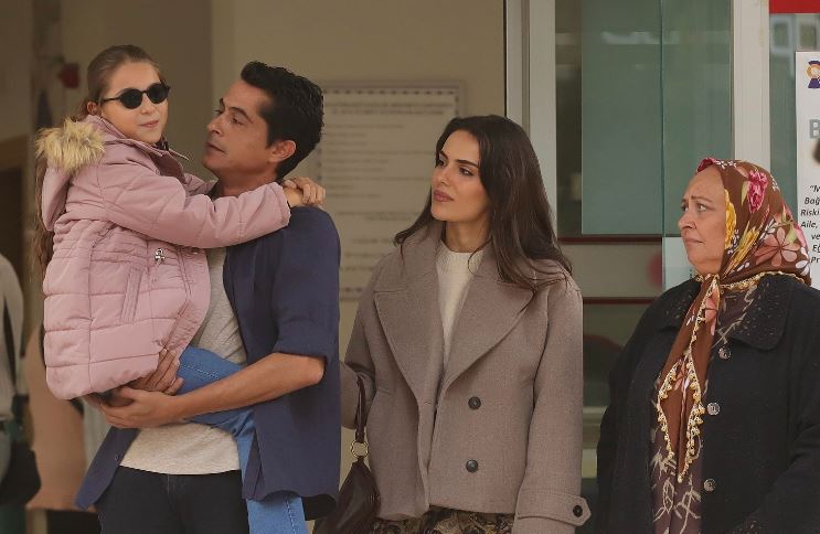 Cennetin Çocukları 7. bölümde Arafköy’de yaklaşan tehlike… Cennetin Çocukları 7. bölümde Arafköy’de yaklaşan tehlike…