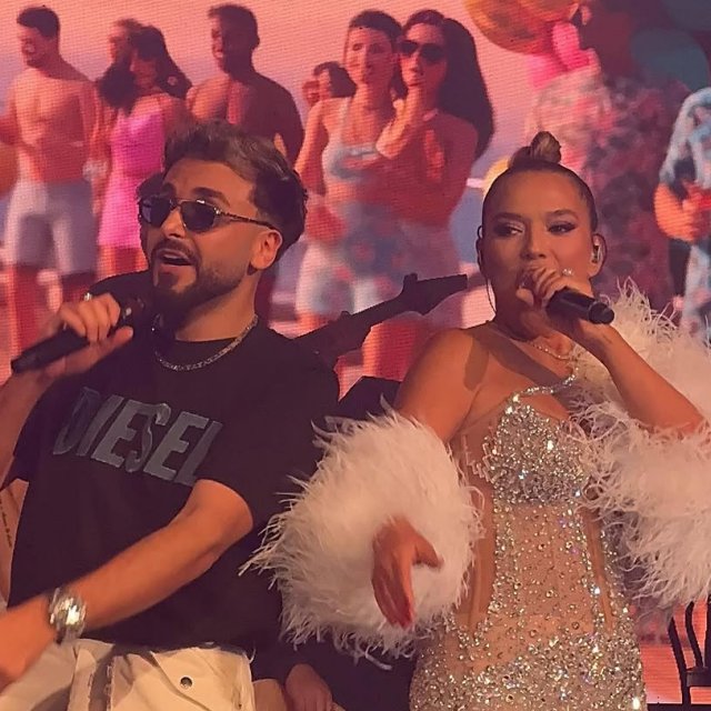 Demet Akalın’dan muhteşem konser! Demet Akalın’dan muhteşem konser!