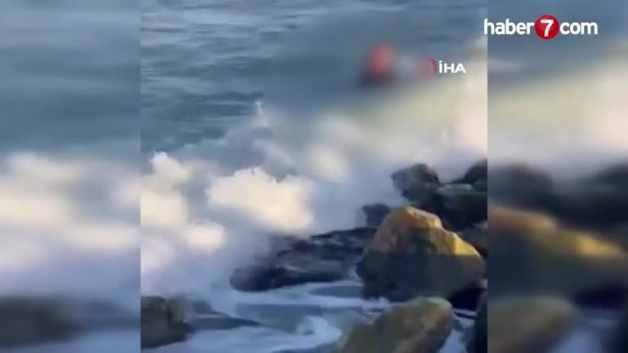 Denizde facia: İsveçli kadın kurtarıldı, nişanlısı hayatını kaybetti Denizde facia: İsveçli kadın kurtarıldı, nişanlısı hayatını kaybetti