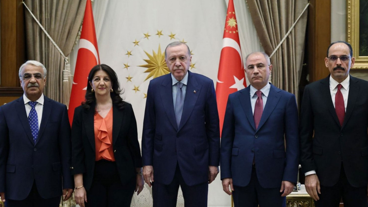 Erdoğan ve İmralı Heyetinin görüşmesi Perşembe gününe ertelendi Erdoğan ve İmralı Heyetinin görüşmesi Perşembe gününe ertelendi