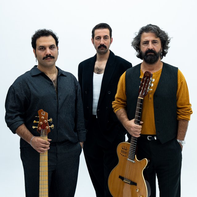 Karaf “Cesaretin Var mı Aşka” Karaf “Cesaretin Var mı Aşka”