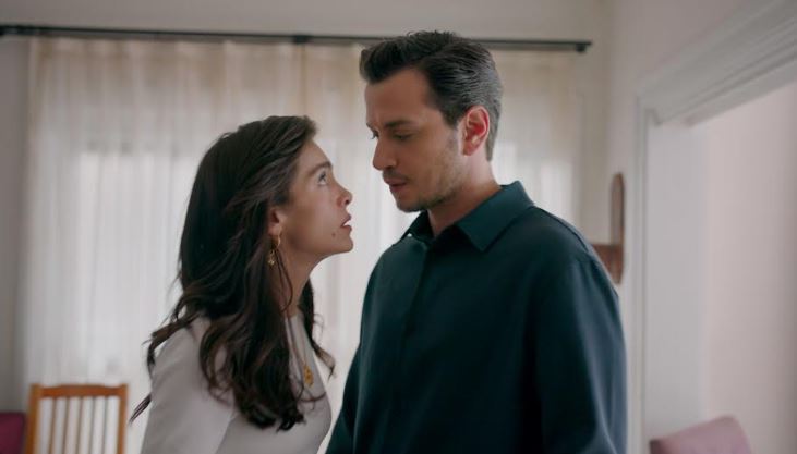 Kıskanmak dizisi 5. yeni bölümde Nüzhet ve Mükerrem birbirine karşı koyamıyor!