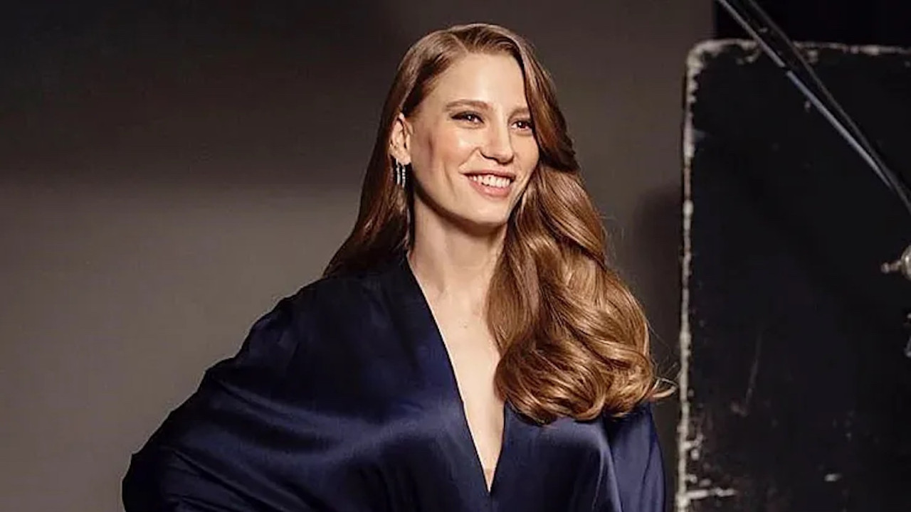 Serenay Sarıkaya bir reklamdan 32 milyon TL aldı Serenay Sarıkaya bir reklamdan 32 milyon TL aldı