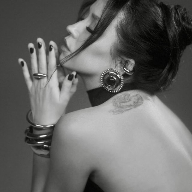 Tuğba Yurt “Benden Geç Yarim” Tuğba Yurt “Benden Geç Yarim”