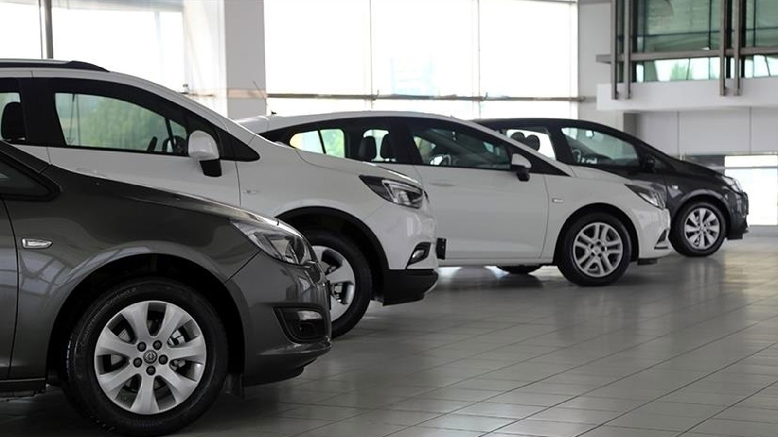 Türkiye’de yılın 9 ayında en çok satılan otomobiller belli oldu Türkiye’de yılın 9 ayında en çok satılan otomobiller belli oldu