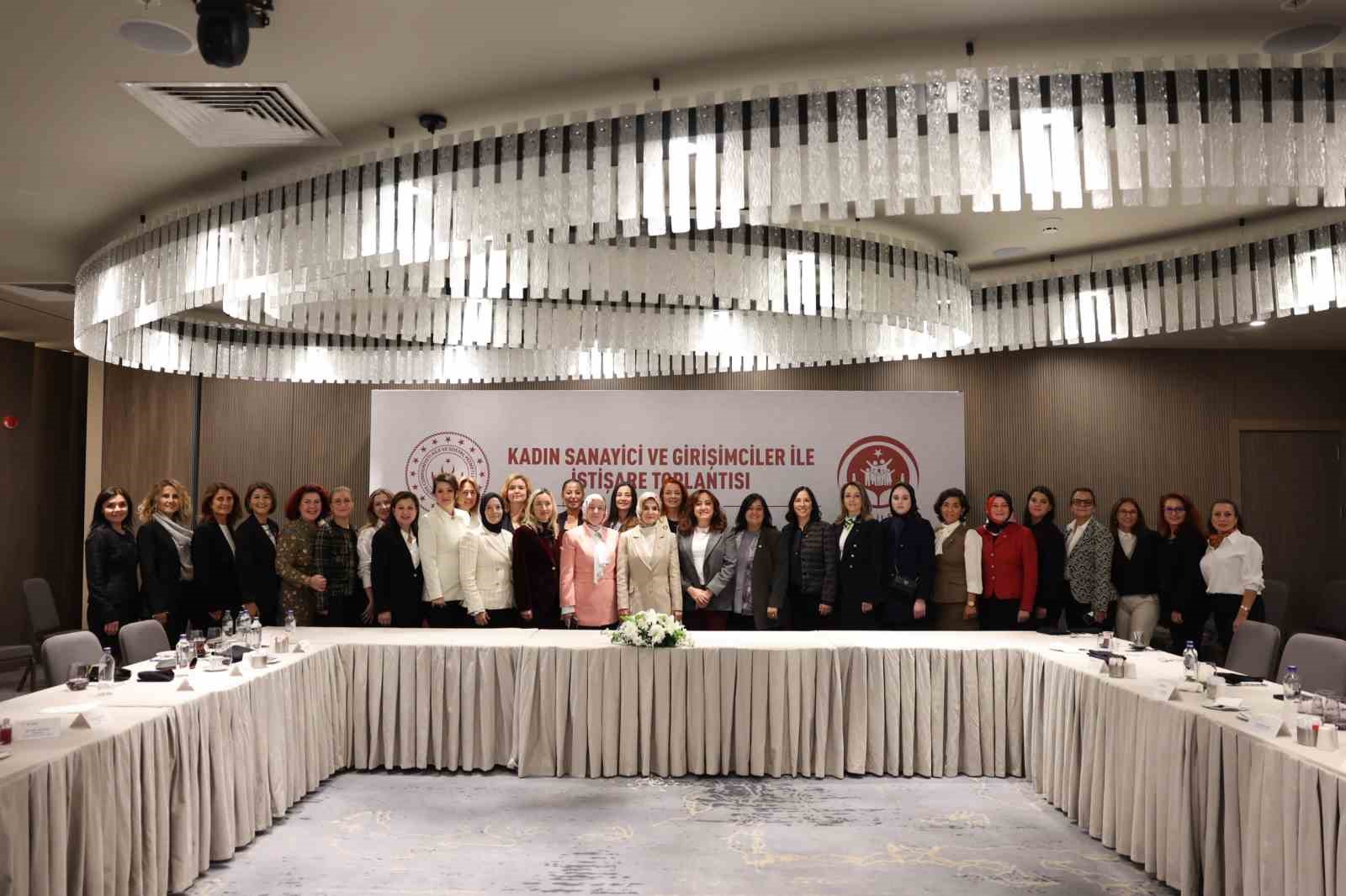 Kadın istihdamı yükseliyor, hedef yüzde 40 katılım Kadın istihdamı yükseliyor, hedef yüzde 40 katılım