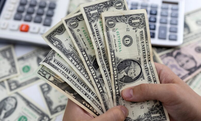 25 Kasım Dolar ve Euro Fiyatları: Güncel Veriler 25 Kasım Dolar ve Euro Fiyatları: Güncel Veriler