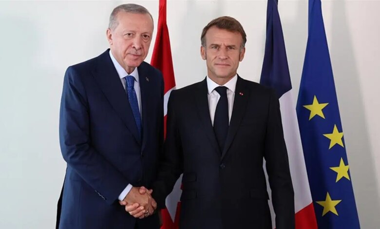 Erdoğan, Macron ile G20 Zirvesi’nde Görüştü Erdoğan, Macron ile G20 Zirvesi’nde Görüştü