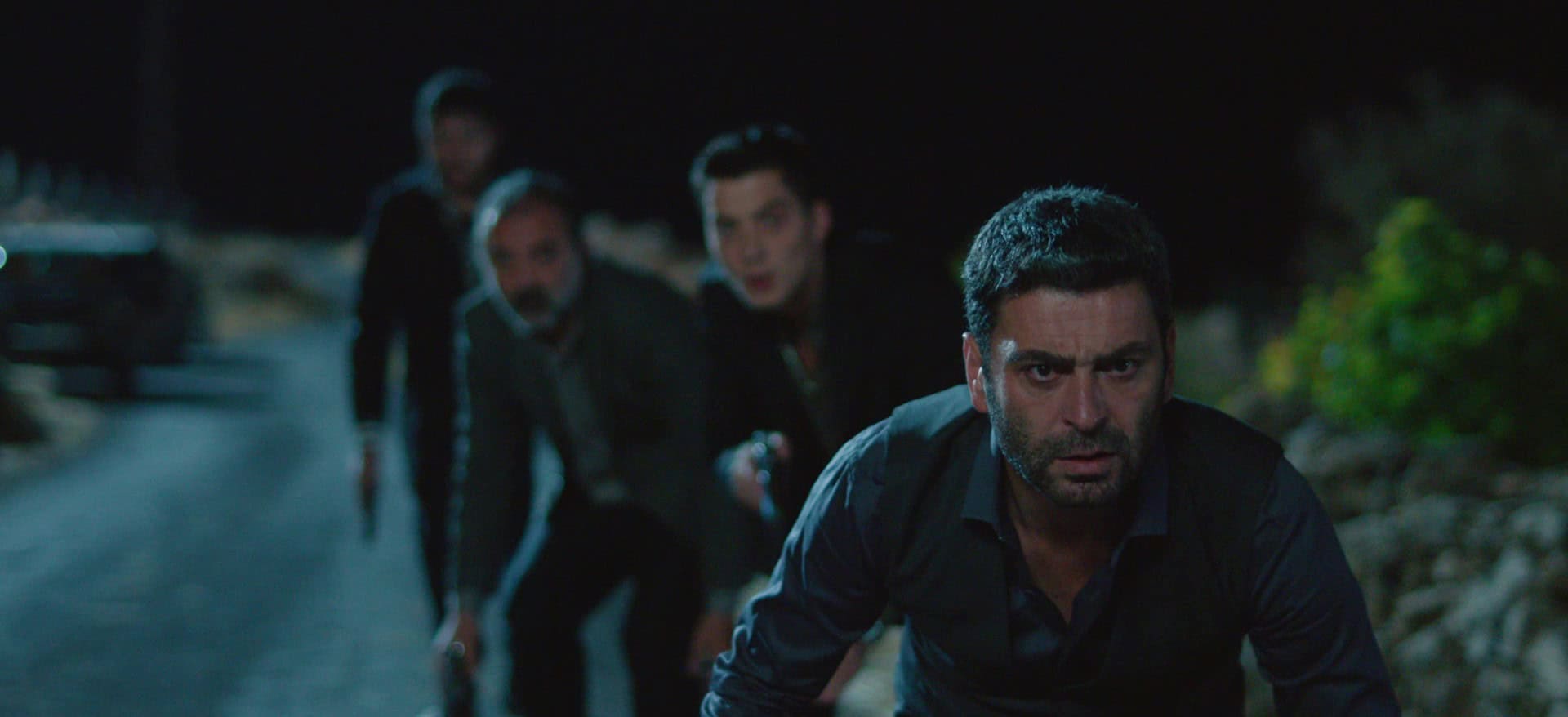 Kanal D’nin fenomen dizisi Uzak Şehir’de gerilim tırmanıyor! Kanal D’nin fenomen dizisi Uzak Şehir’de gerilim tırmanıyor!