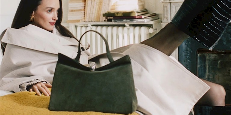 Jacquemus, Annesine Anlamlı Bir Çanta Tasarladı