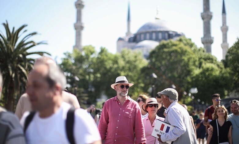 Ekim ayında Türkiye’ye 5,6 milyon yabancı turist geldi Ekim ayında Türkiye’ye 5,6 milyon yabancı turist geldi