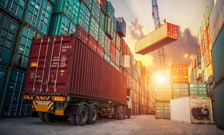 İstanbul ihracatçıları Türkiye ortalamasını aştı: 10 ayda İstanbul ihracatçıları Türkiye ortalamasını aştı: 10 ayda