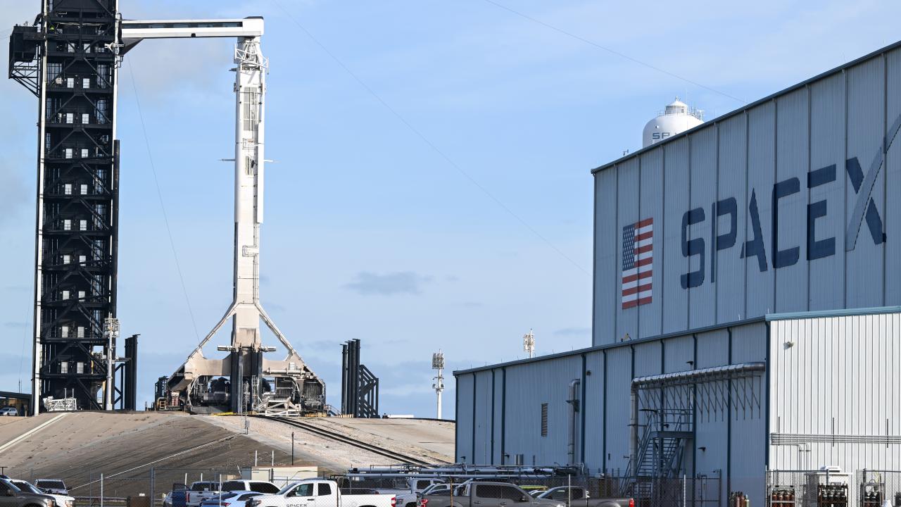 SpaceX ile NASA arasında Ay krizi çıktı SpaceX ile NASA arasında Ay krizi çıktı