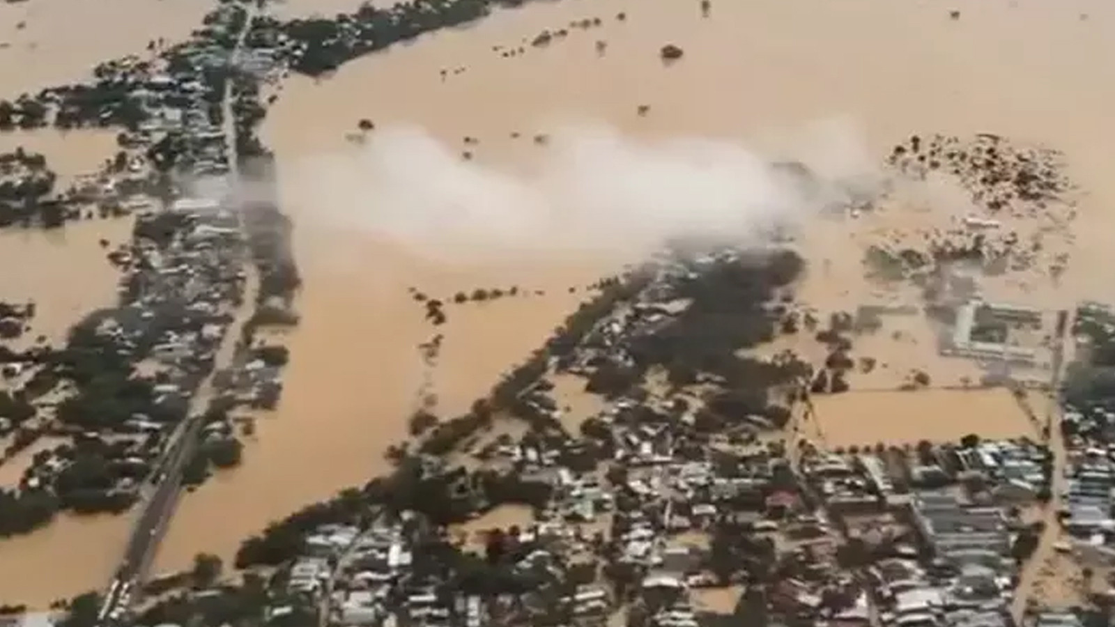 Vietnam’daki sel perişan etti! Ölü sayısı yükseldi Vietnam’daki sel perişan etti! Ölü sayısı yükseldi